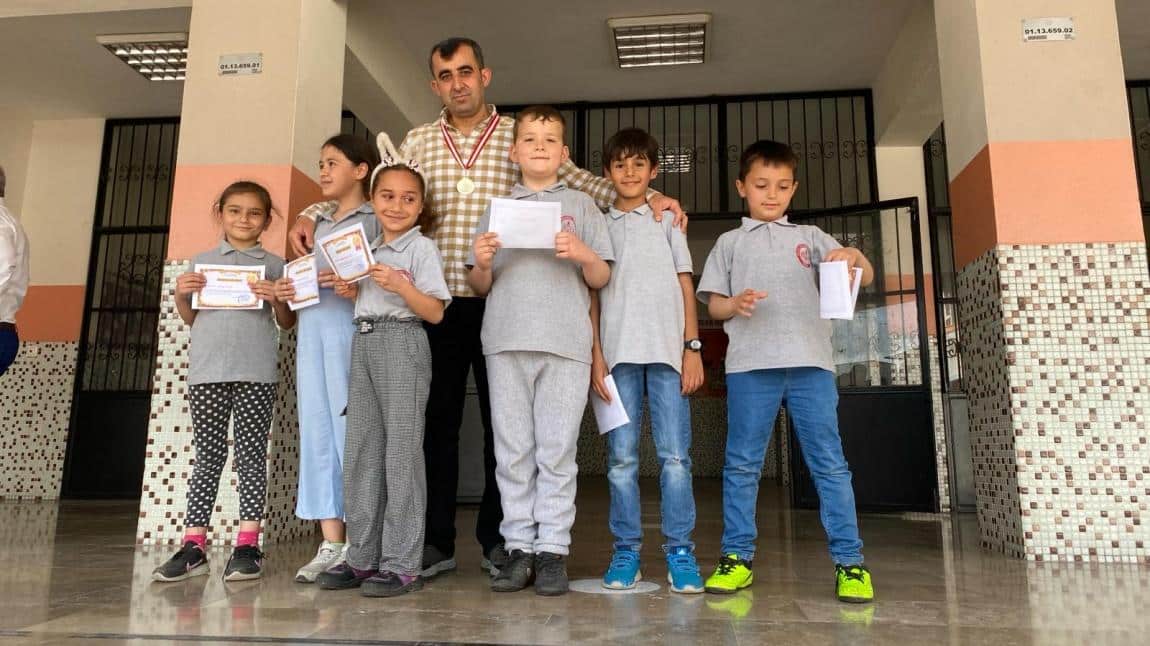 Okulumuz Fatih Mehmet İlkokulu'nda Geleneksel Çocuk Oyunları Turnuvası Heyecanı!